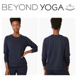 NWT Beyond Yoga Cozy Fleece Raglan Crew Sweatshirt XS